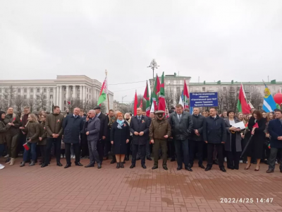 "Дарогамі памяці і Славы"